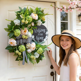 Soomeir beige hydrangea-peony focal flowers add warm focal point.