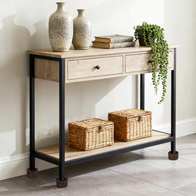 Sopicoz under-storage potential with lifted furniture