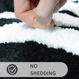 Sovelor water-absorbent bath mat keeps floors dry after shower.