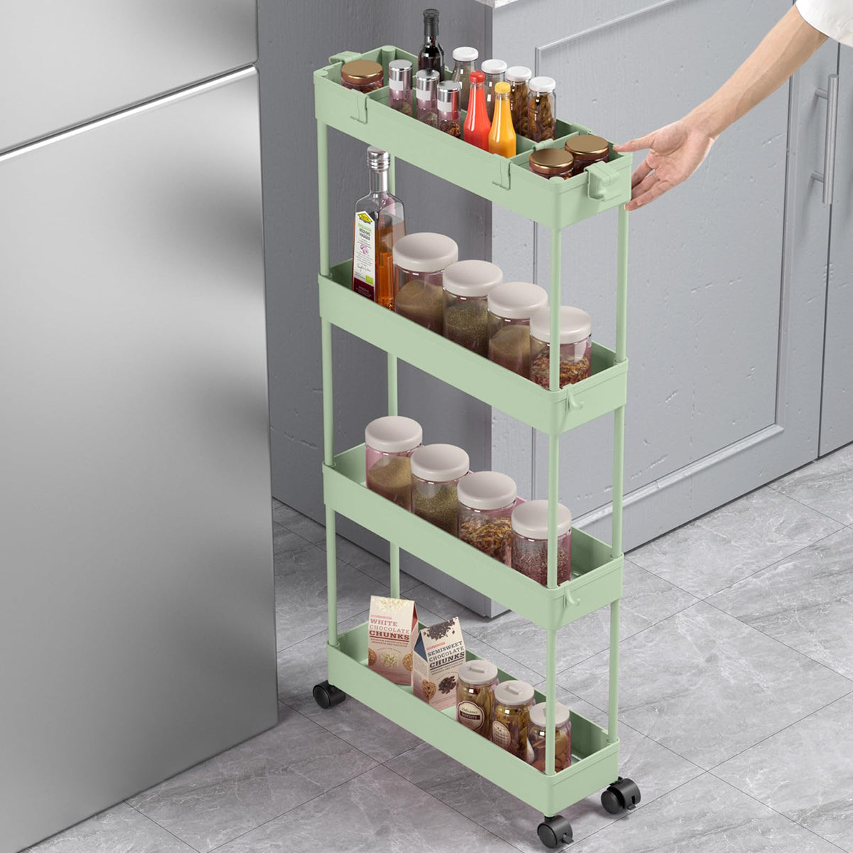 SPACELEAD hollow mesh bottom promotes airflow and quick drying storage.