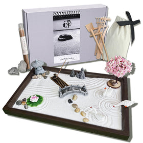 SRAYW Zen Garden Kit desk base with wooden tray promotes focus and calm.