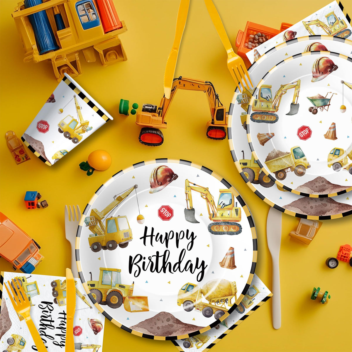 Srua Don construction cups for spill-free serving and celebrations.
