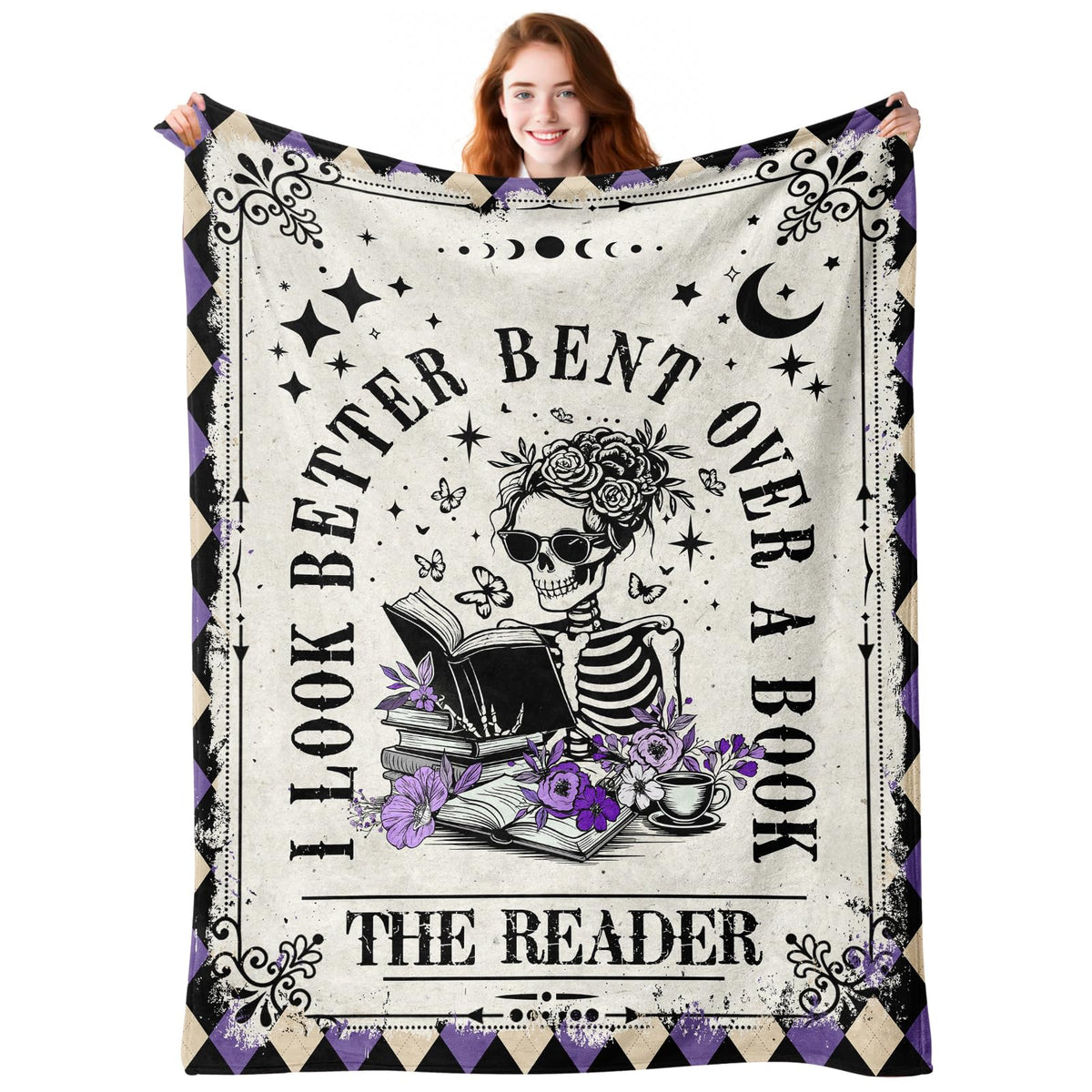 Sruemiul skeleton reading blanket close-up for a cozy gothic reading nook.