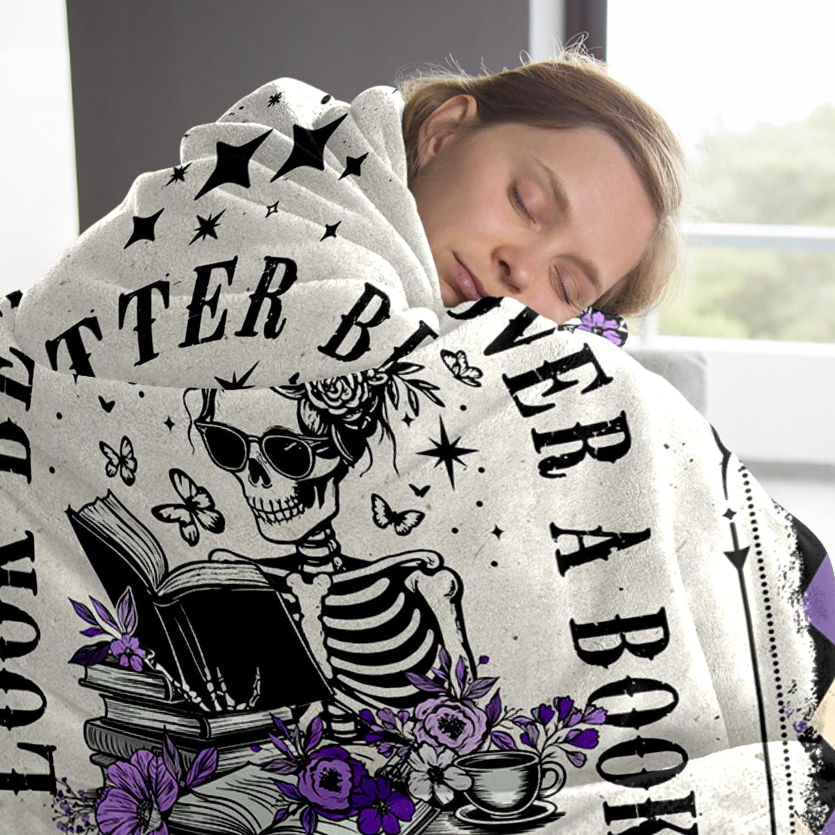 Sruemiul warm flannel blanket for book lovers, easy care.