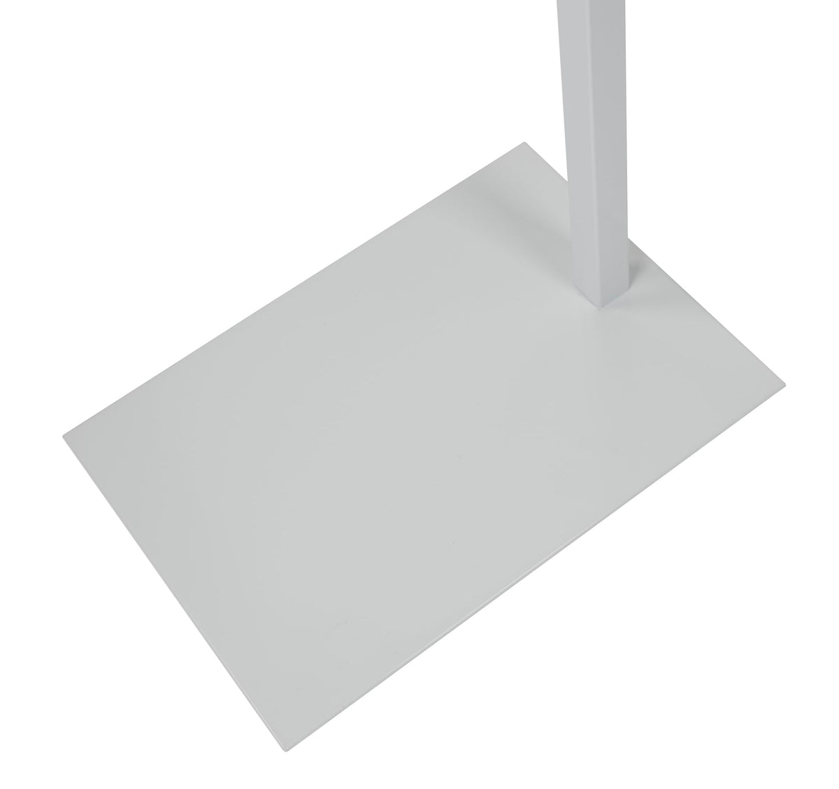 SSWBasics costumer stand built for busy shops and pop-ups with reliable durability