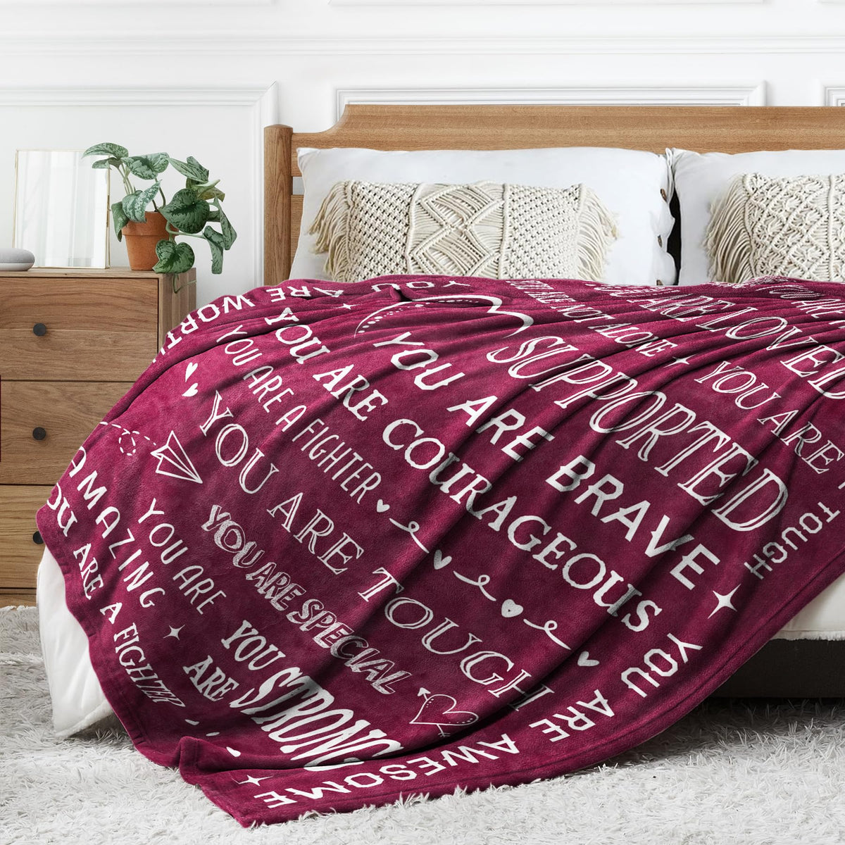 SteadStyle blanket features inspirational text close-up for motivation