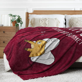 SteadStyle 132x157 cm blanket provides generous coverage for comfort.
