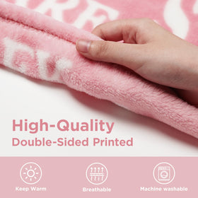 SteadStyle lightweight fluffy fabric remains soft and shed-free.