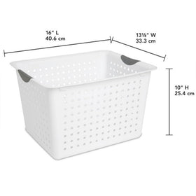 Sterilite smooth-finish basket is easy to clean and maintain.
