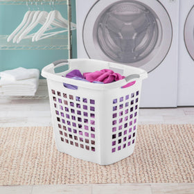Sterilite Ultra Easy Carry Hamper features reinforced rim for durability during transport.