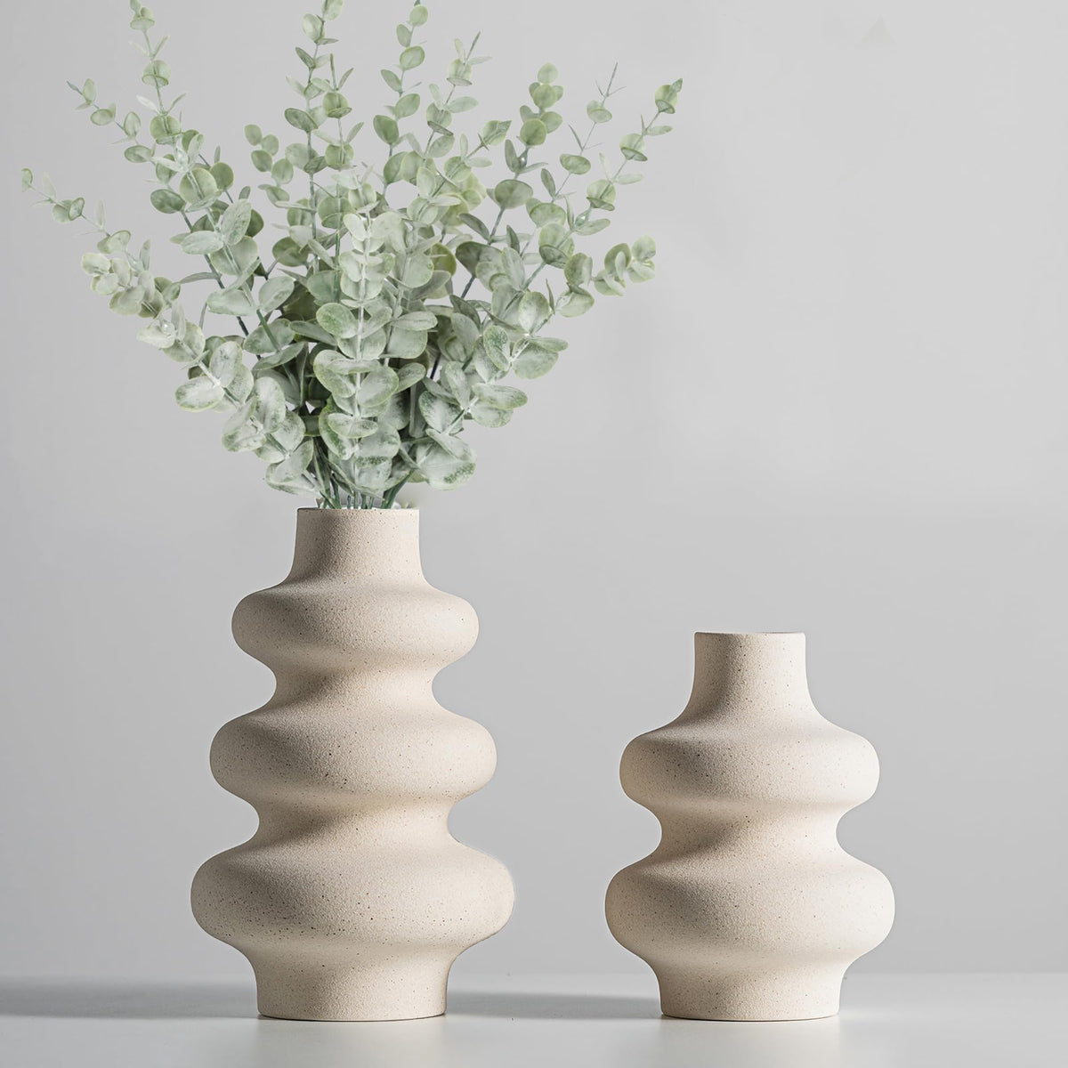 Steviieden donut vase large: elegant boho centerpiece for weddings.