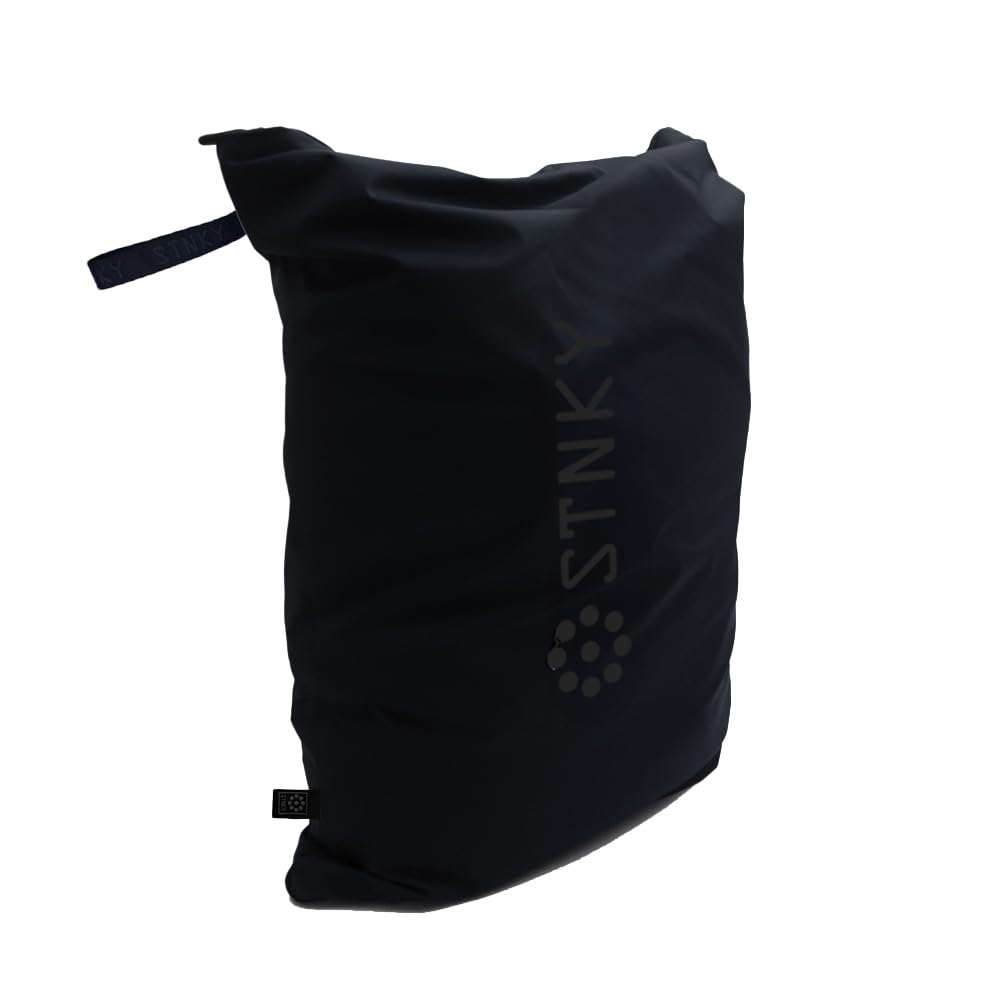 STNKY Bag Pro inside-compartment highlights self-contained separation of items.