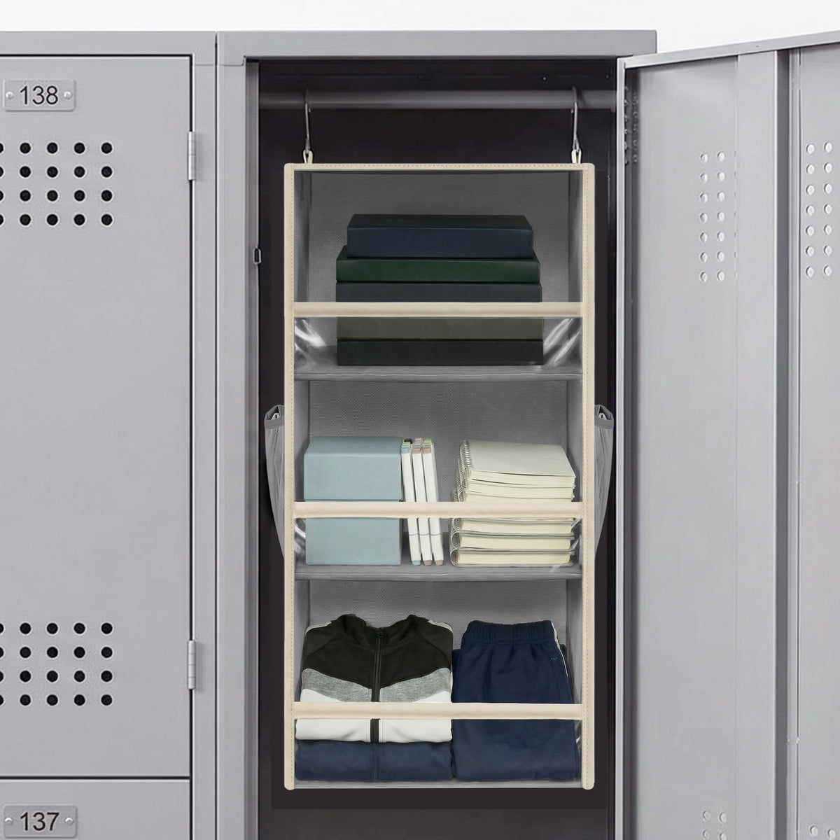 Storage Maniac front-panel visibility speeds item retrieval
