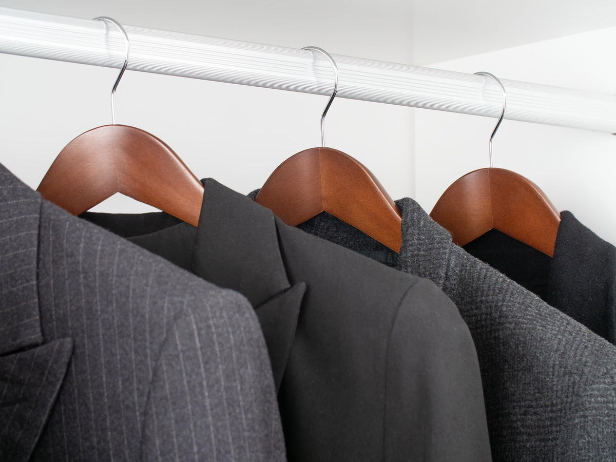 StorageWorks anti-slip pant bar prevents pants from sliding off.