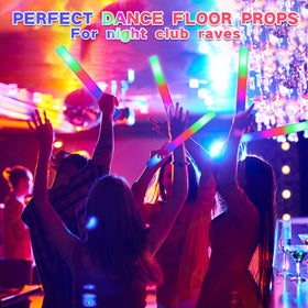 Stymiya wedding reception glow sticks double as decorative and functional props.