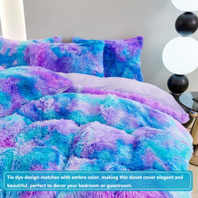 SUCSES two faux fur pillowcases sized 19x29 for playful bed styling.