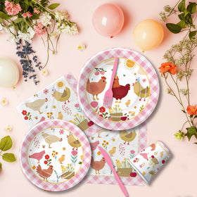 Suhelkit chicken tablecloth adds colorful backdrop for memorable tables.