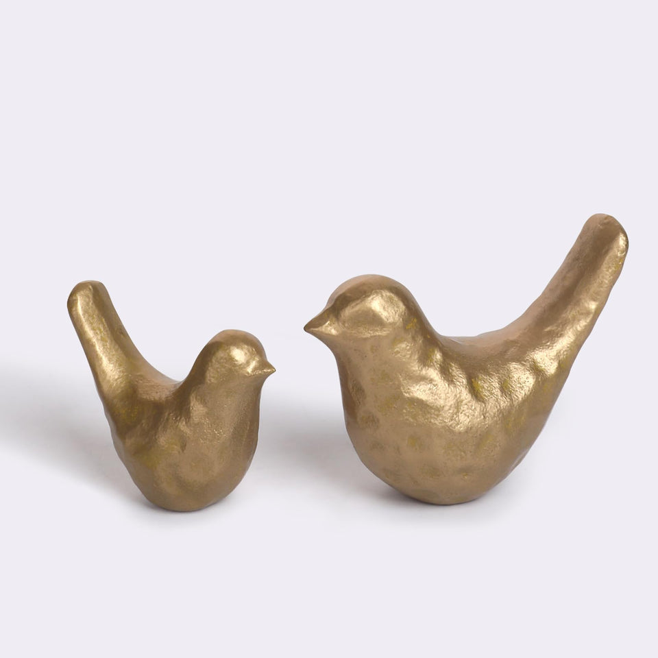 SUJUN elegant cast iron bird statue with a gold brass finish for timeless home decor.