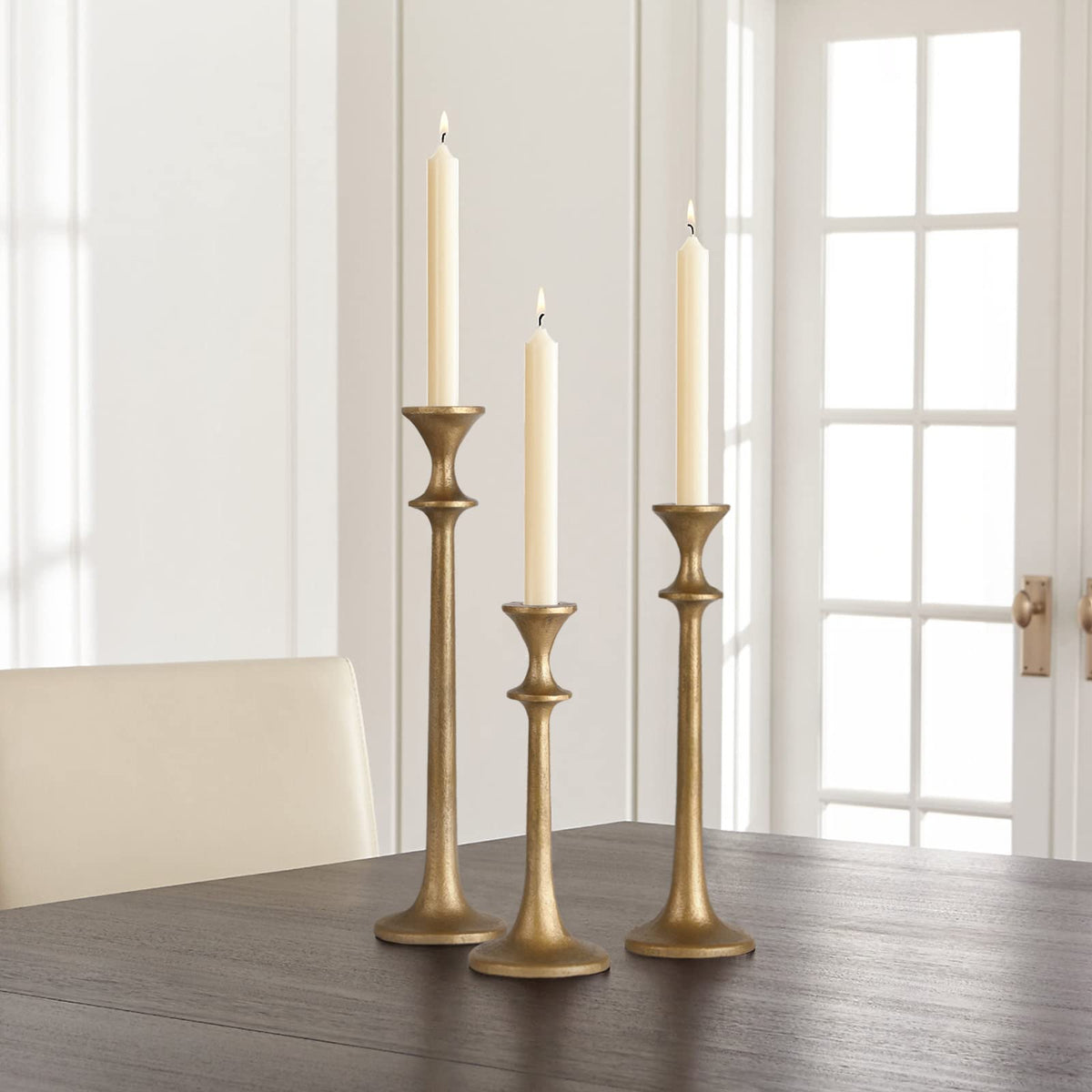 SUJUN wedding and dining centerpiece enhances ambience with candlelight.