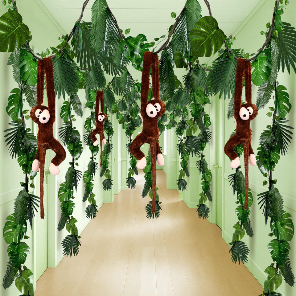 Suncalla jungle decoration 90-piece set enhances tropical party ambiance.