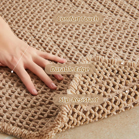 Sunfly 3D waffle structure demonstrates fast water absorption and quick drying.