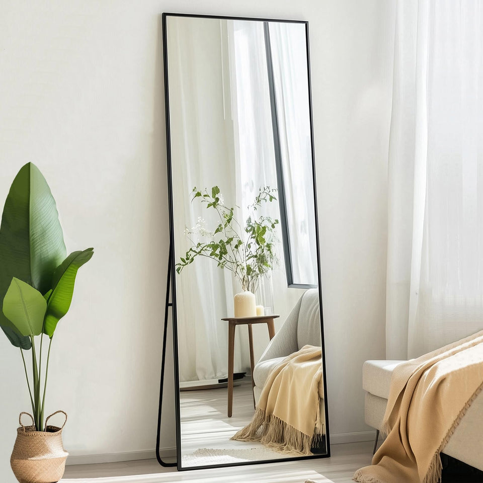 Sunniry full-length mirror with aluminum frame delivers distortion-free 1:1 reflection.