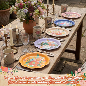 Sunnyray baby shower plates with floral pattern add gentle charm.