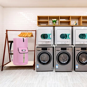 SUOVOCK foldable storage capability illustrated by compact packing.
