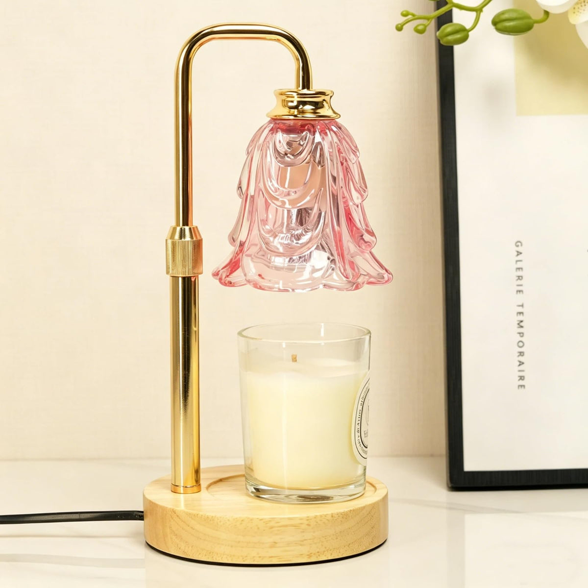 SupBri pink candle warmer lamp with timer provides flame-free fragrance.
