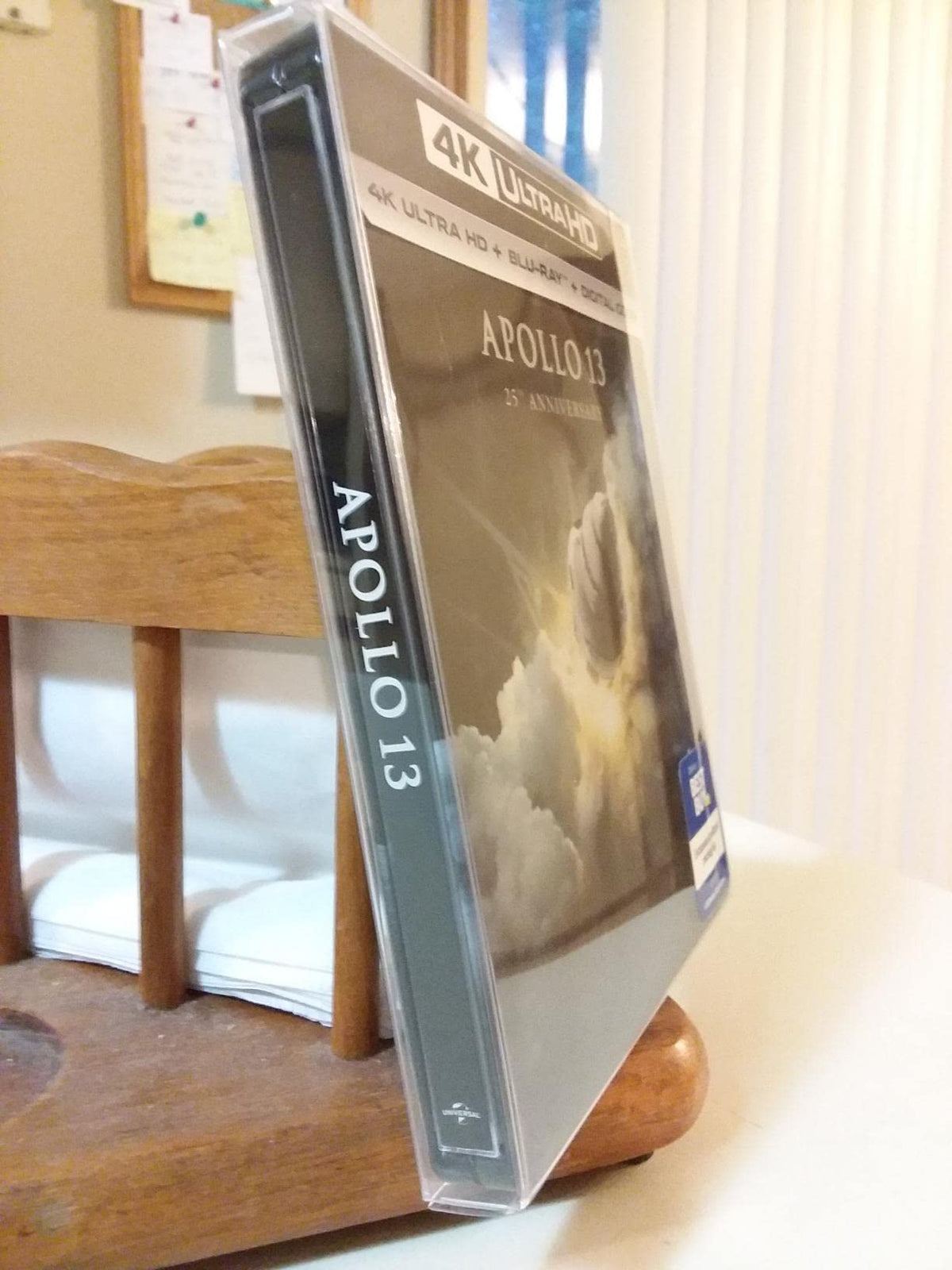 SuperDi 25-steelbook protectors on shelf show dust protection and neat organization.