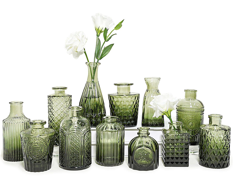 SUPMIND 12pcs glass bud vases set for elegant centerpieces at events.