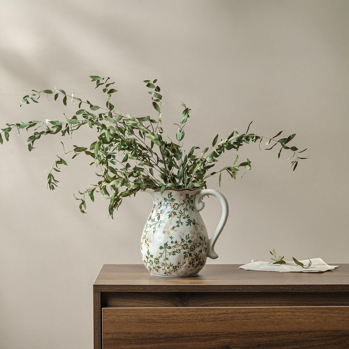 Sure YUESI chinoiserie ceramic vase with floral motif for timeless decor