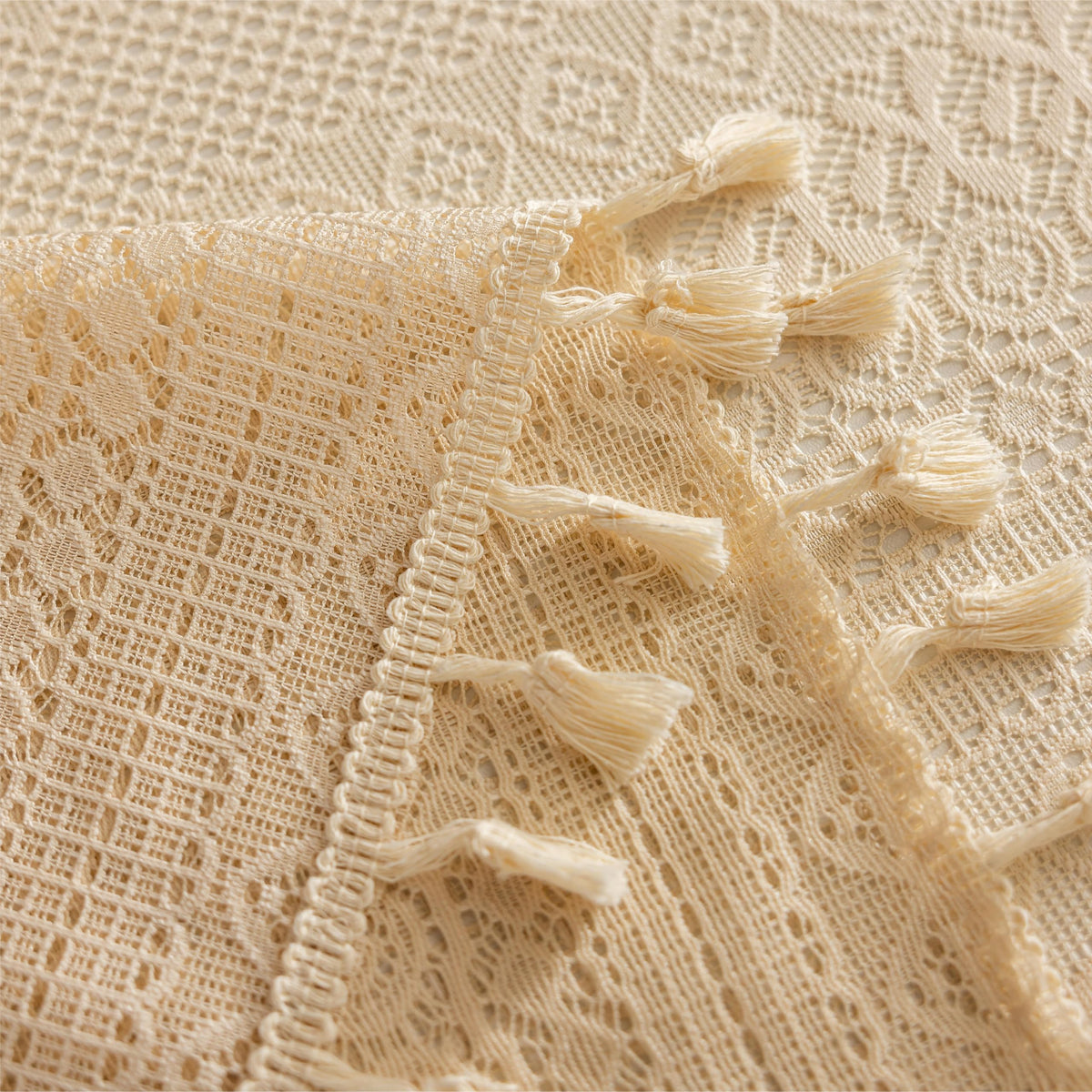 Sutuo Home light-filtering curtains reduce glare while keeping airiness.