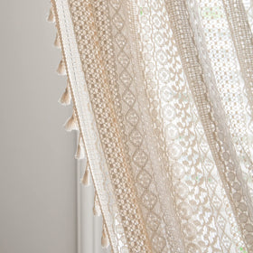 Sutuo Home light-filtering window treatment for a cozy atmosphere.