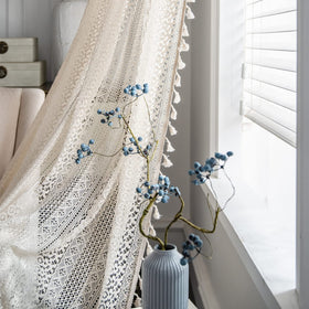 Sutuo Home creates warm ambience in living room and bedroom decor.