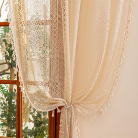 Sutuo Home rod-pocket header fits standard rods for easy hanging.