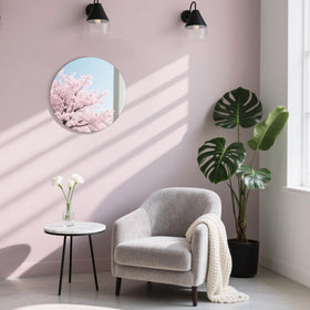 Suwimut crafts and DIY projects benefit from reflective surfaces and versatility.