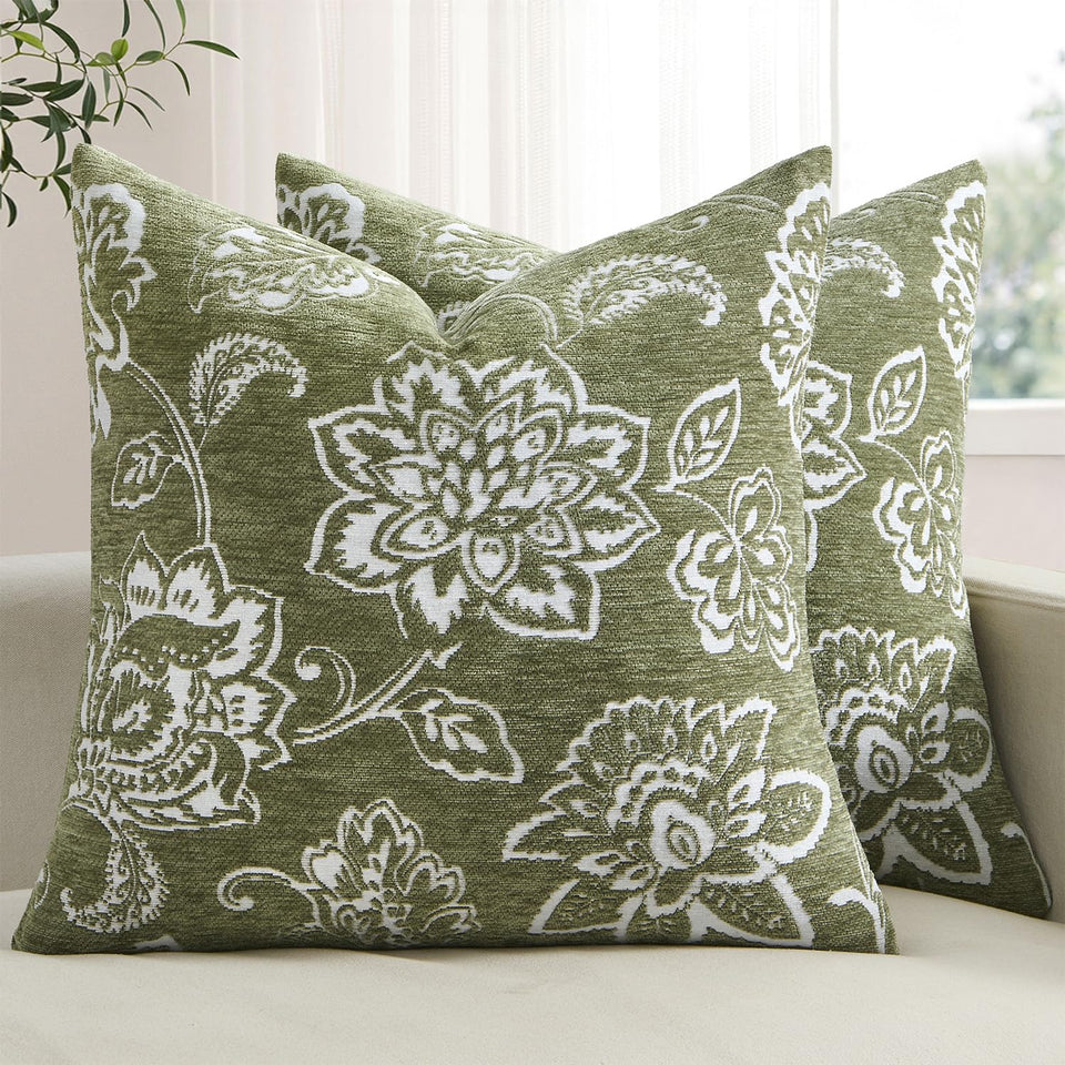 SWANCOCO vintage floral pillow cover close-up on sofa with paisley motif