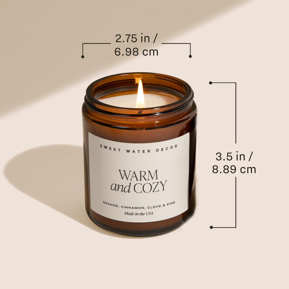 Scent notes include pepper, clove, nutmeg, and lavender for balance.