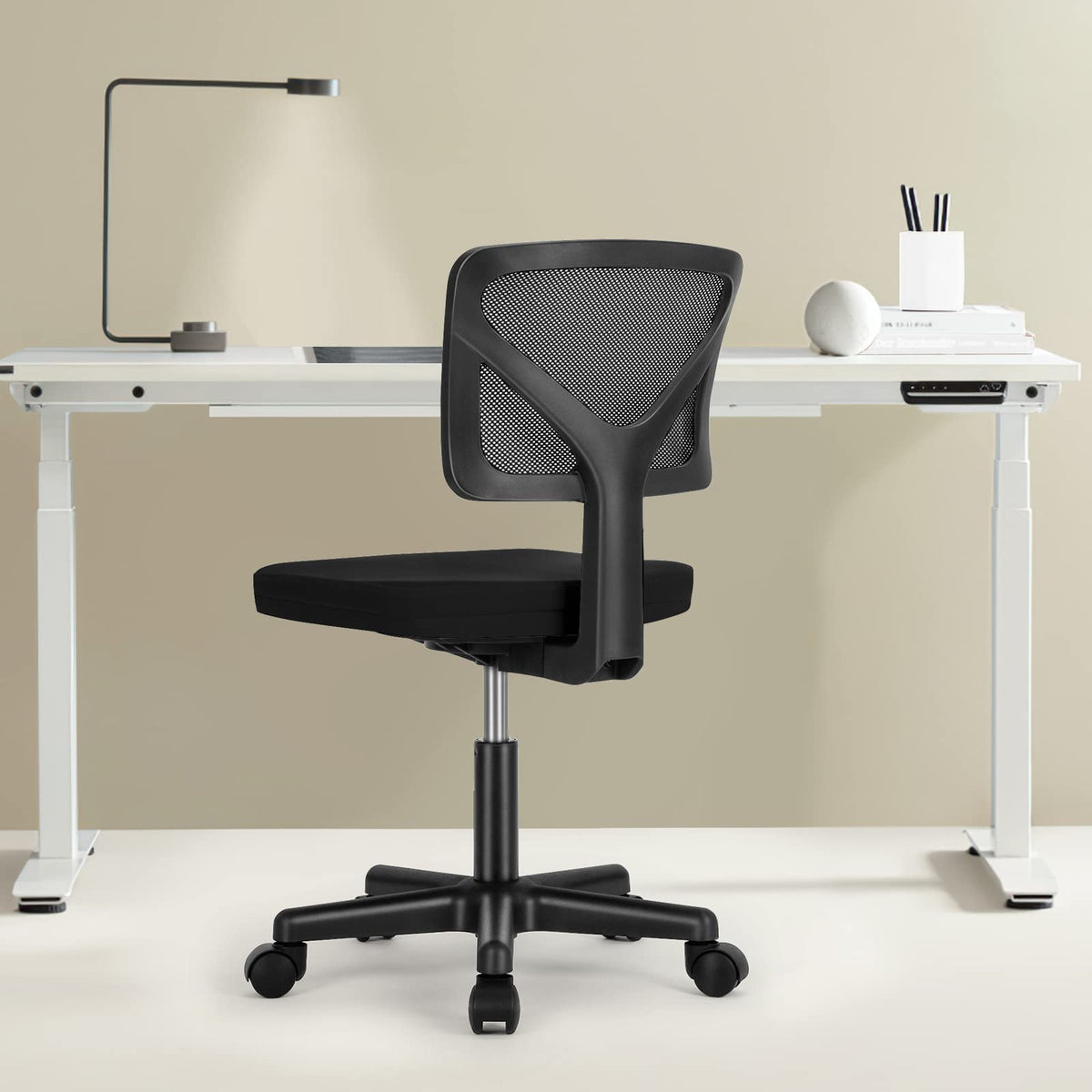 Sweetcrispy BIFMA certified base ensures sturdy stability for daily use