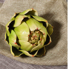 Sxowihz artichoke living room decor for stylish shelves and corners.