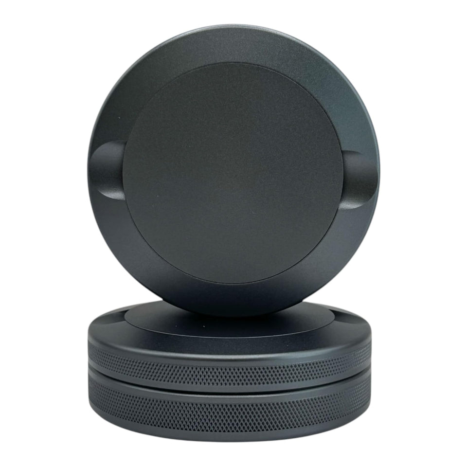 Syn Tin 3.0 metal can with open dual-compartment design for organized on-the-go storage.