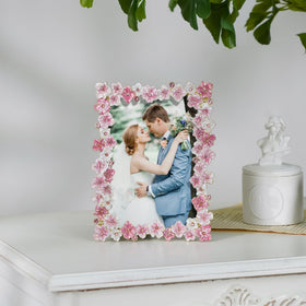 Synovana tabletop display frame fits 4x6 photos for quick memories