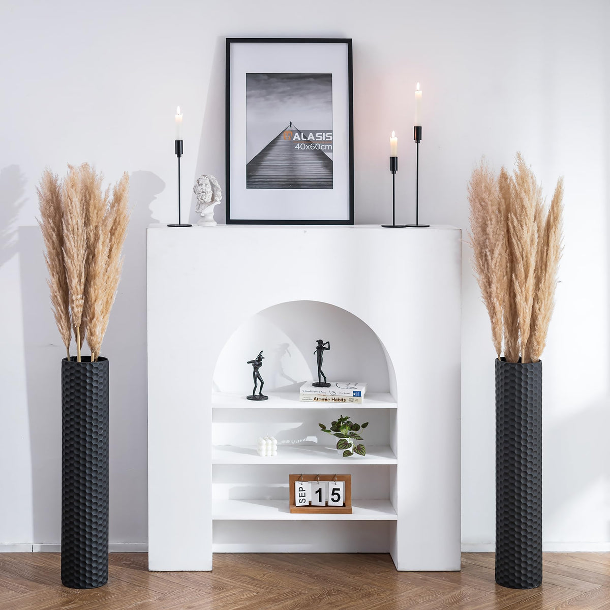 Sziqiqi black tall floor vase with honeycomb texture, ideal for dramatic corner display.