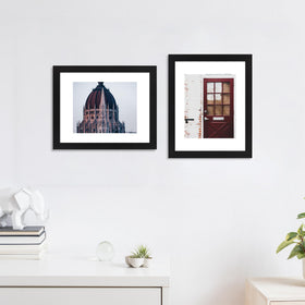 SZYUU frame adapts between 8x10 with mat and 11x14 without mat for versatile photos