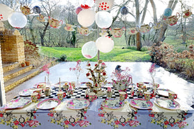 Talking Tables teapot bunting spans four metres for a striking backdrop.
