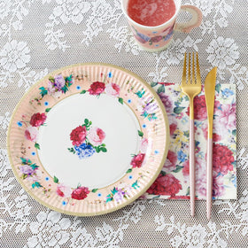 Talking Tables Truly Scrumptious palette pairs with other florals.