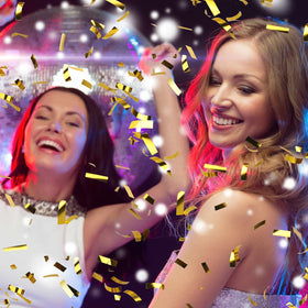Tamodan Premium confetti cannons add elegance to birthdays and New Year celebrations.