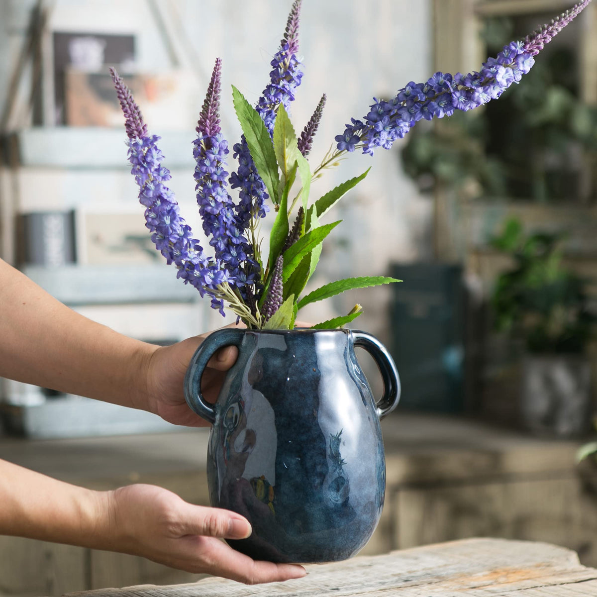Tanvecle centerpiece vase for dining tables and entryway displays.