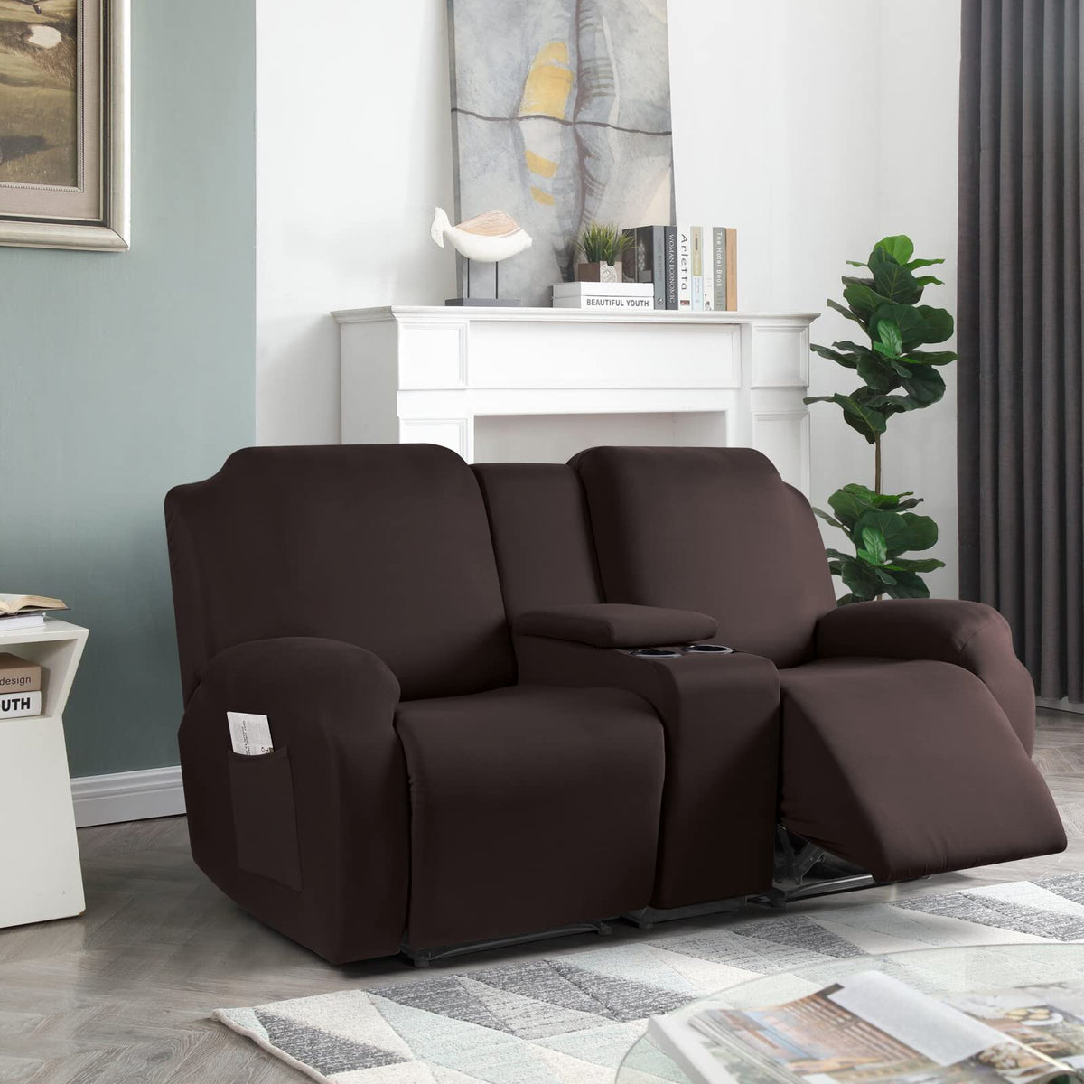 TAOCOCO machine-washable slipcover makes cleanup simple after spills.